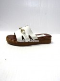 Klapki damskie M8711 BEIGE