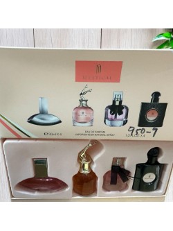 KOSMETYKI Zestaw mini perfumy 4X30 ml